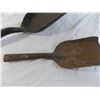 Image 4 : (2) Coal Pail Shovel