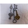 Image 3 : (17) vintage keys