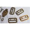 Image 4 : Assorted Military Crests and Buckles