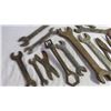 Image 2 : Assorted wrenches