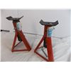 Image 2 : (2) tire jack stands