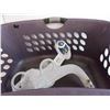 Image 3 : Luxe Bidet neo 120 and laundry basket