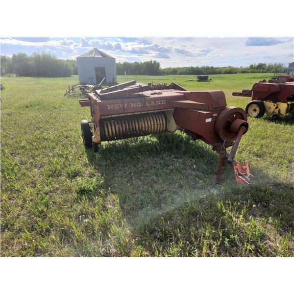 New Holland Model Hayliner 268 square baler - incomplete (for parts)