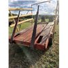 Image 4 : New Holland Stackliner Model 1002 bale wagon - complete but needs repair
