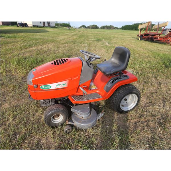 Scotts 18HP riding lawn + garden tractor (cruise control) 46" wide deck - Briggs & Stratton RUNNING