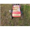 Image 5 : Turf power 12.5HP lawn + garden tractor - 7 speed 42" wide deck (cracked gas tank) Briggs & Stratton