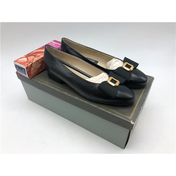 "Bally - Vintage" - Black Leather Pumps w/topied bottom & Bally leather cleaner - Size: 6 - Brand Ne