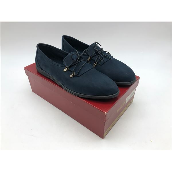 "Bally" - Navy Suede " Tony" Shoes w/Bally suede cleaner - Size: 7 - Brand New in Box