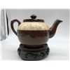 Image 13 : Group of 4 Teapots w/base - includes 2 Gibson England Teapots
