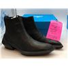 Image 2 : "John Fluevog" - Group of 2 Black Boots w/dust bag & box from the Superhero show - Sizes: M8/W10 & M