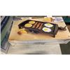 Image 2 : BOX OF COOKWARE WITH GRIDDLE, COFFEE CARAFES AND MORE