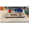 Image 2 : RIDGID OSCILLATING BELT SANDER