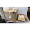 Image 1 : BOX OF NEW 16 OZ WHITE BOTTLES WITH LIDS