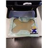 Image 2 : PROPANE PORTABLE BBQ AND CUTTING BOARD