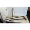 Image 1 : WRECKING BAR, CONCRETE FLOAT AND SLEDGE/PRY HAMMER