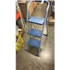 Image 1 : BLUE FOLDING 3 STEP LADDER