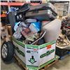 Image 1 : PALLET OF DEFECTIVE STORE RETURN GOODS