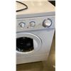 Image 2 : FRIGIDAIRE COMPACT WASHING MACHINE WORKING