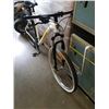 Image 1 : WHITE IRONHORSE BIKE