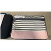 Image 2 : 2 AS NEW LAP TOP SLEEVES