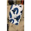 Image 8 : CANUCKS COLLECTIBLES AND CAR FLAG