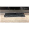 Image 2 : INSIGNIA 32 INCH TV