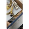 Image 2 : TRAY OF NEW KIMONO JEWELRY