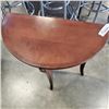 Image 2 : BOMBAY COMPANY D TABLE
