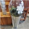 Image 2 : 2 DECORATIVE VASES - 35 INCHES TALL AND 28 INCHES TALL