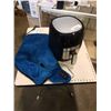 Image 1 : GOURMIA  AIR FRYER GAF 698 AND HOMEDICS SHOULDER/BACK MASSAGER BOTH WORKING RETAIL $130