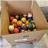 Image 1 : BOX OF VINTAGE BILLIARD BALLS