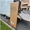 Image 2 : NEW LINON KINGSIZE CLAUDE HEADBOARD FRAME - RETAIL $479