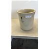 Image 1 : #3 MEDALTA CROCK