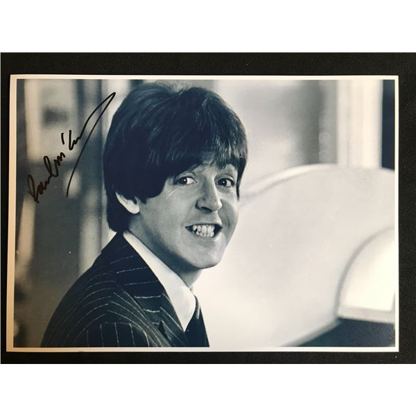 PAUL MCCARTNEY SIGNED 8X10 PHOTO (RA COA)