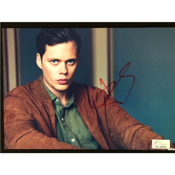 BILL SKARSGARD SIGNED 8 X10 (RA COA)