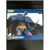 Image 1 : LTD. EDITION LARGE DC DESIGNER SERIES BATMAN STATUE
