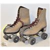 Image 1 : OLD SCHOOL ALL AMERICAN SIZE 7 ROLLER SKATES