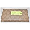 Image 1 : AUTHENTIC COACH MONOGRAM WALLET