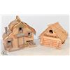 Image 1 : 2 WOOD BIRD HOUSES