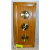 Image 1 : OAK THERMOMETER, BAROMETER, HUMIDITY SET