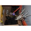 Image 1 : FULL BOX METAL ASSORTED OUT DOOR YARD ITEMS