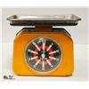 Image 1 : 1950'S MID CENTURY RETRO KITCHEN SCALE