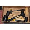 Image 1 : BOX WITH WOOD AND RUBBER HAMMERS