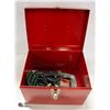 Image 1 : BLACK AND DECKER JIG SAW WITH METAL CASE