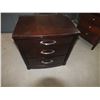 Image 2 : 3 End Tables & 1 Topper