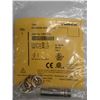 Image 3 : Lot Of Turck Items