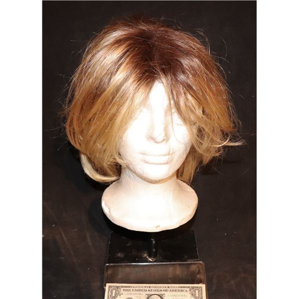 Z CHUCKY SEED OF TIFFANY WIG SCREEN USED ON ANOMATRONIC PUPPET