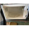 Image 2 : Danby microwave