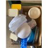 Image 1 : Kitchen items