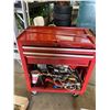 Image 1 : Toolbox and contents